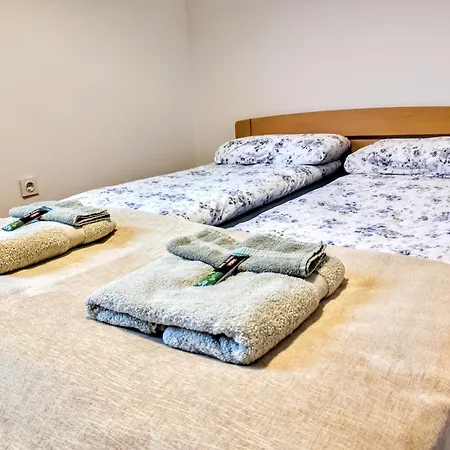 Nate's Place アパート スコピエ